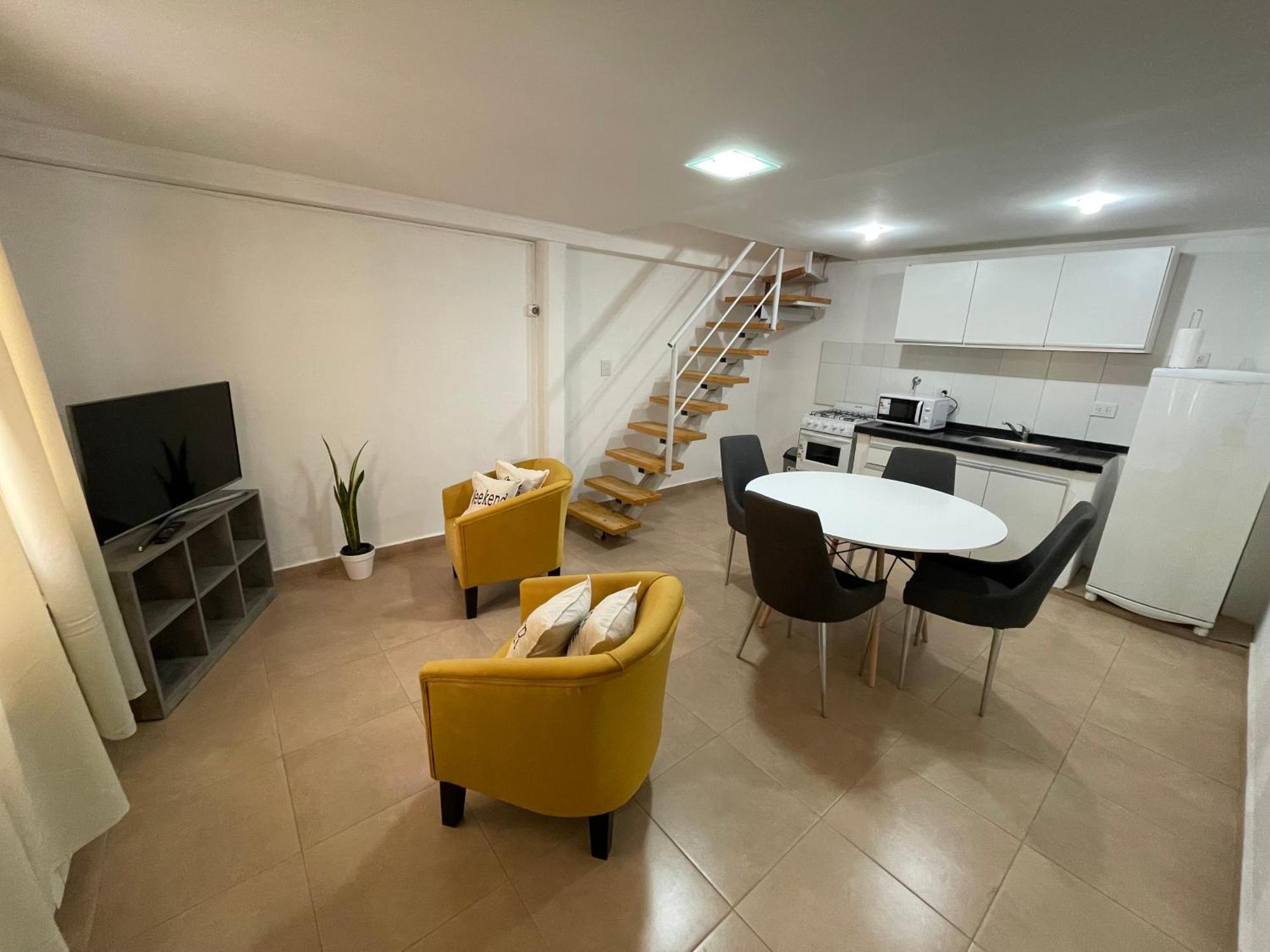 Aura Apartment *